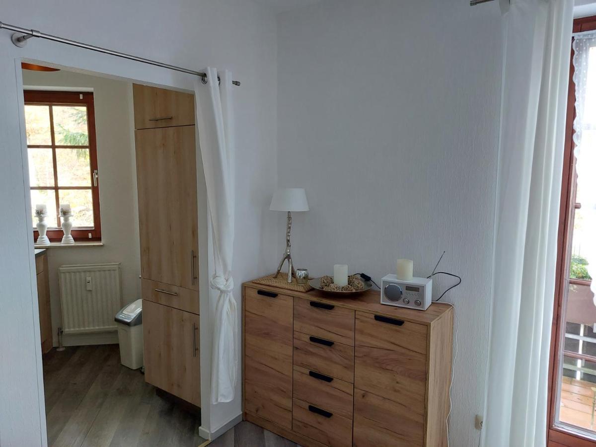 Ferienwohnung Waldzauber บัดซัคซา ภายนอก รูปภาพ