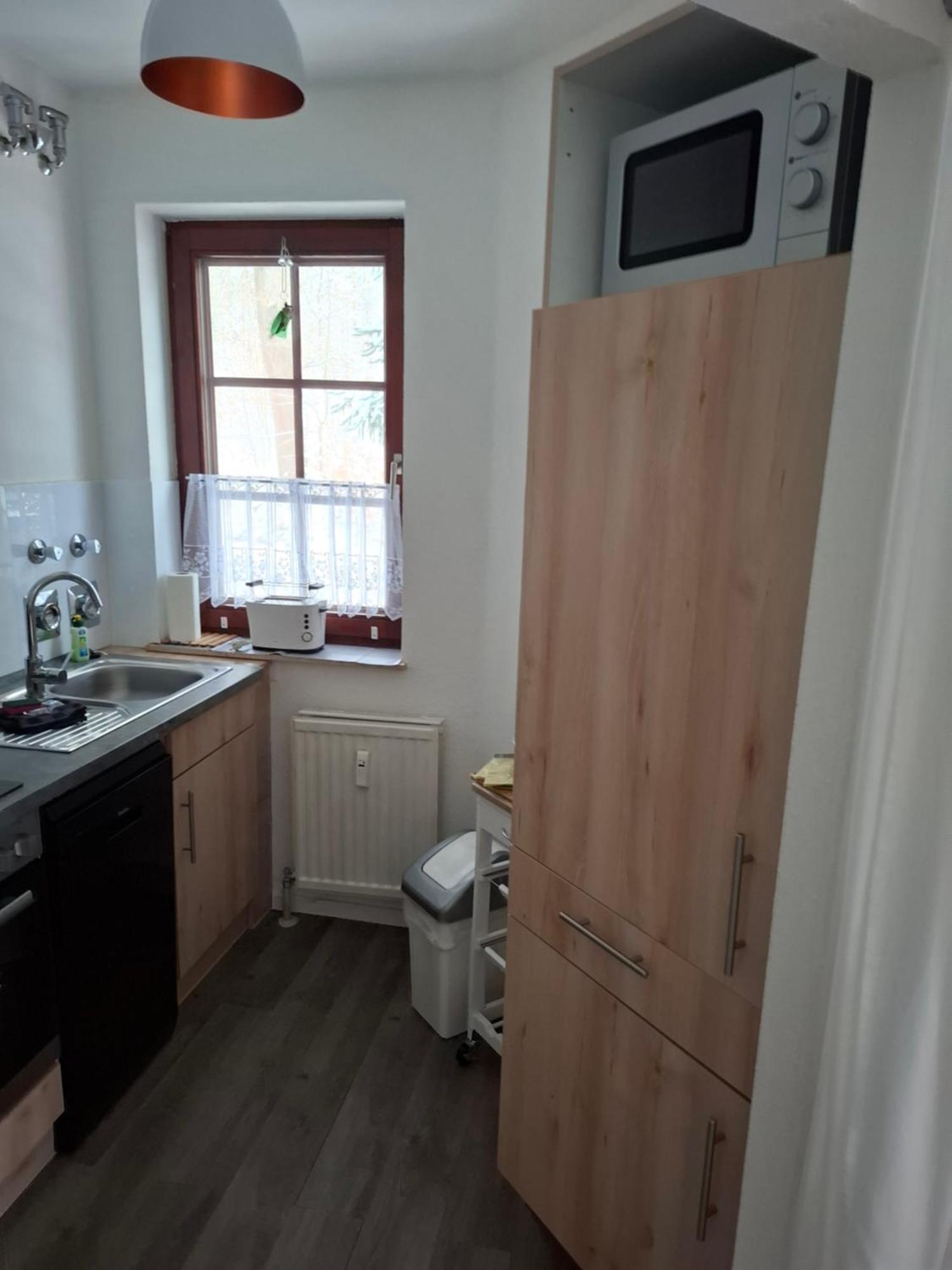 Ferienwohnung Waldzauber บัดซัคซา ภายนอก รูปภาพ